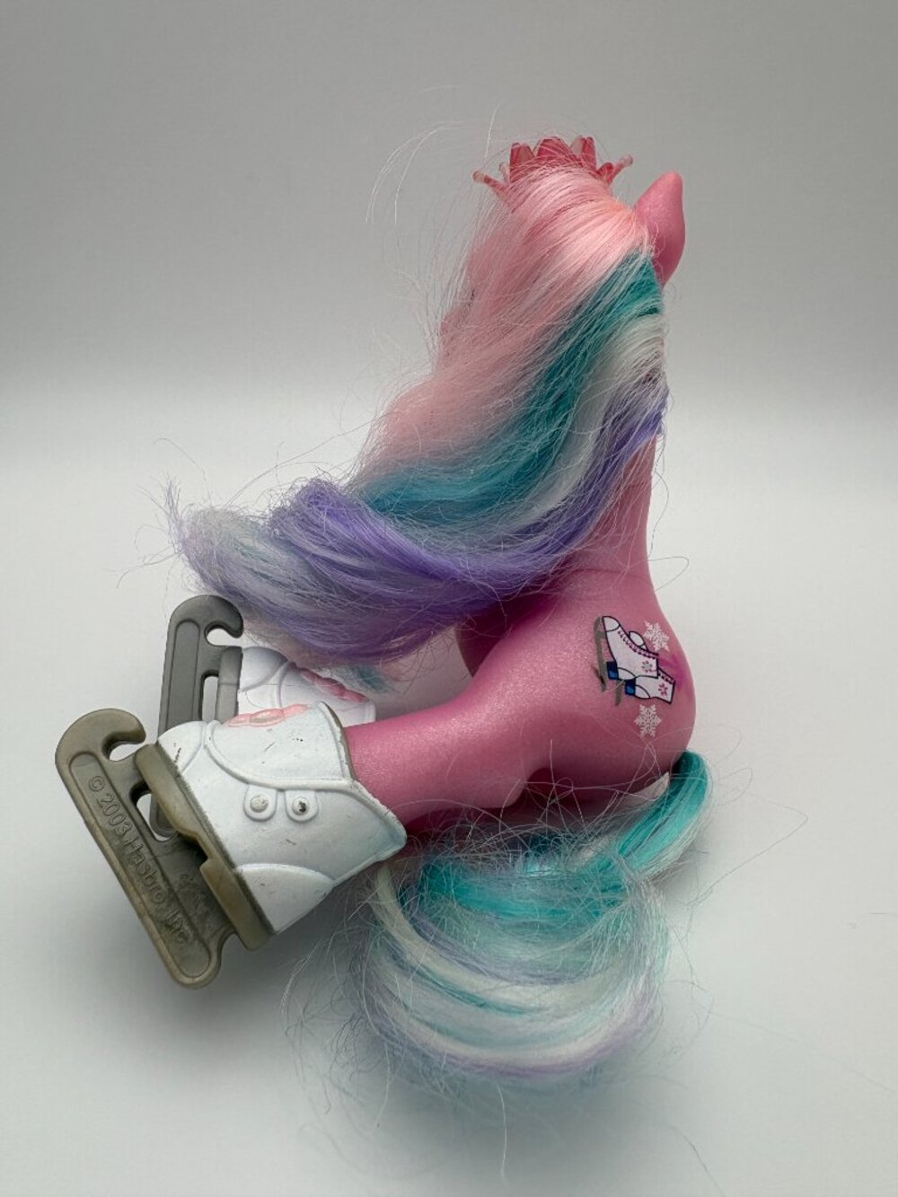 My Little Pony (MLP) Glitter Glide Pink Body Ice Skates Snowflakes (MLP: LOT1-4) - Picture 12 of 16